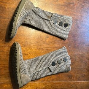 Ugg 5819 classic cardy size 8 gray